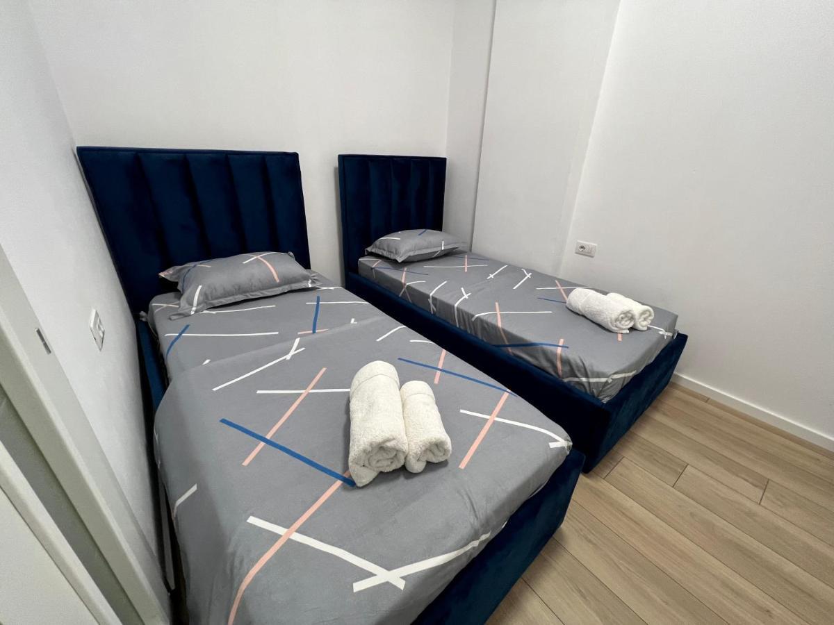 Brand New Apts Located At The City'S Main Square-100 Mbs Wifi Durrës Exterior foto